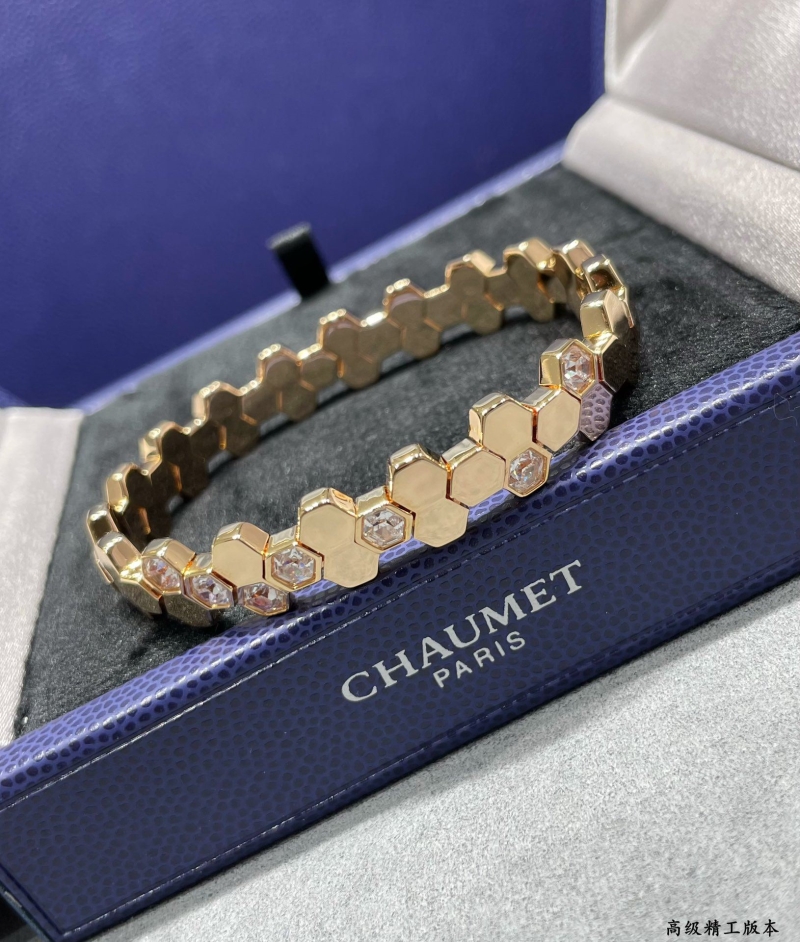 CHAUMET